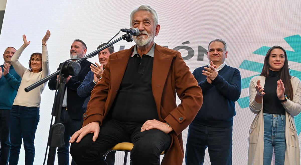 Alberto Rodríguez Saá presentó sus candidatos para las elecciones nacionales