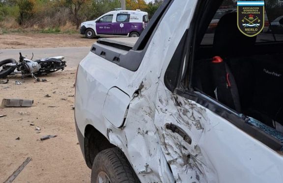Grave accidente en Carlos Gardel: un motociclista resulto herido