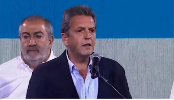 Massa: "Milei es el presidente que la mayoría de los argentinos eligió para los próximos 4 años"