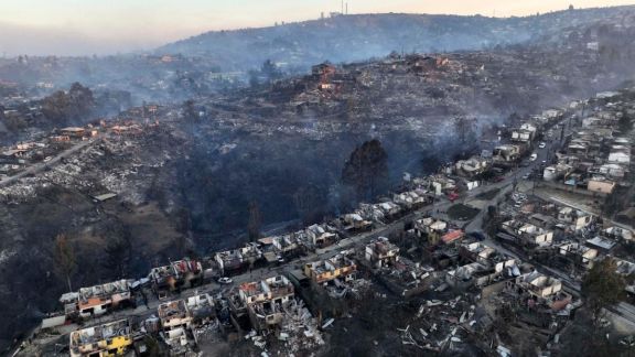 Más de 50 fallecidos por incendios forestales en Chile