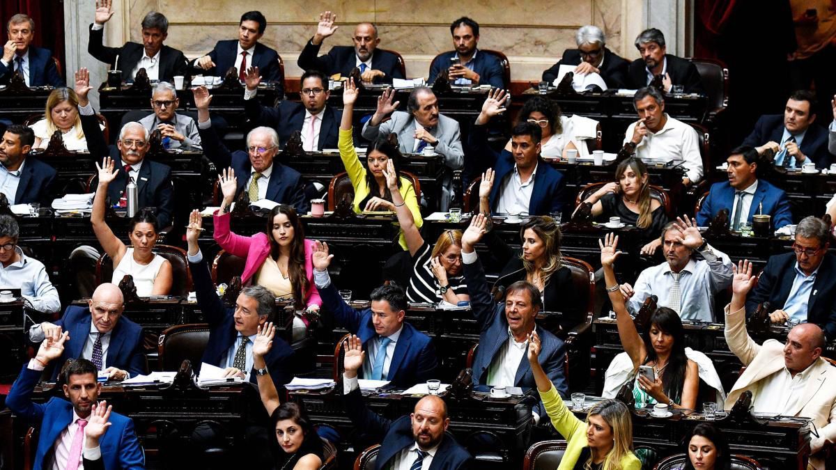 La Cámara de Diputados aprobó las facultades delegadas a Javier Milei, pero la oposición logró modificaciones
