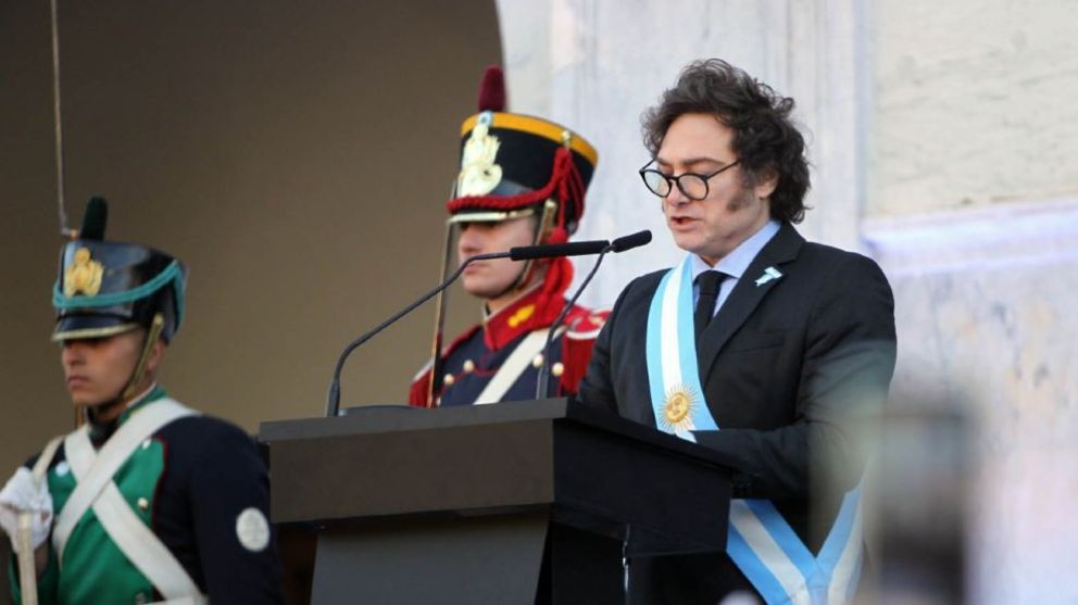 En Córdoba, Milei anunció la creación del Consejo de Mayo y prometió bajar impuestos