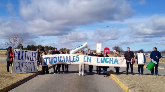 Judiciales intensifican su plan de lucha por salarios dignos