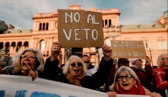 Llaman a movilizar en Merlo en apoyo a jubilados