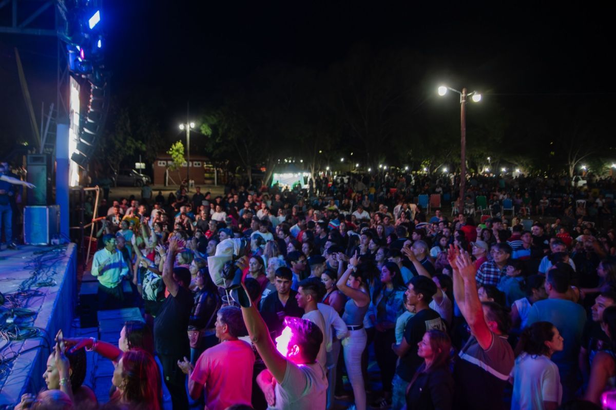 Villa Larca inauguró la temporada de eventos de verano con el exitoso 16º Festival de los Artesanos