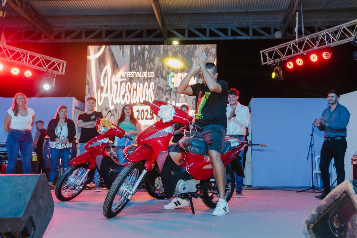 Villa Larca inauguró la temporada de eventos de verano con el exitoso 16º Festival de los Artesanos