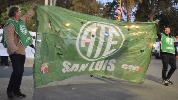 ATE rechazó el aumento del 10% otorgado por la Municipalidad y denunció que los salarios "siguen siendo de pobreza"
