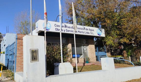 La Cooperativa de Agua de Merlo convoca a aportar material histórico por su 60° aniversario