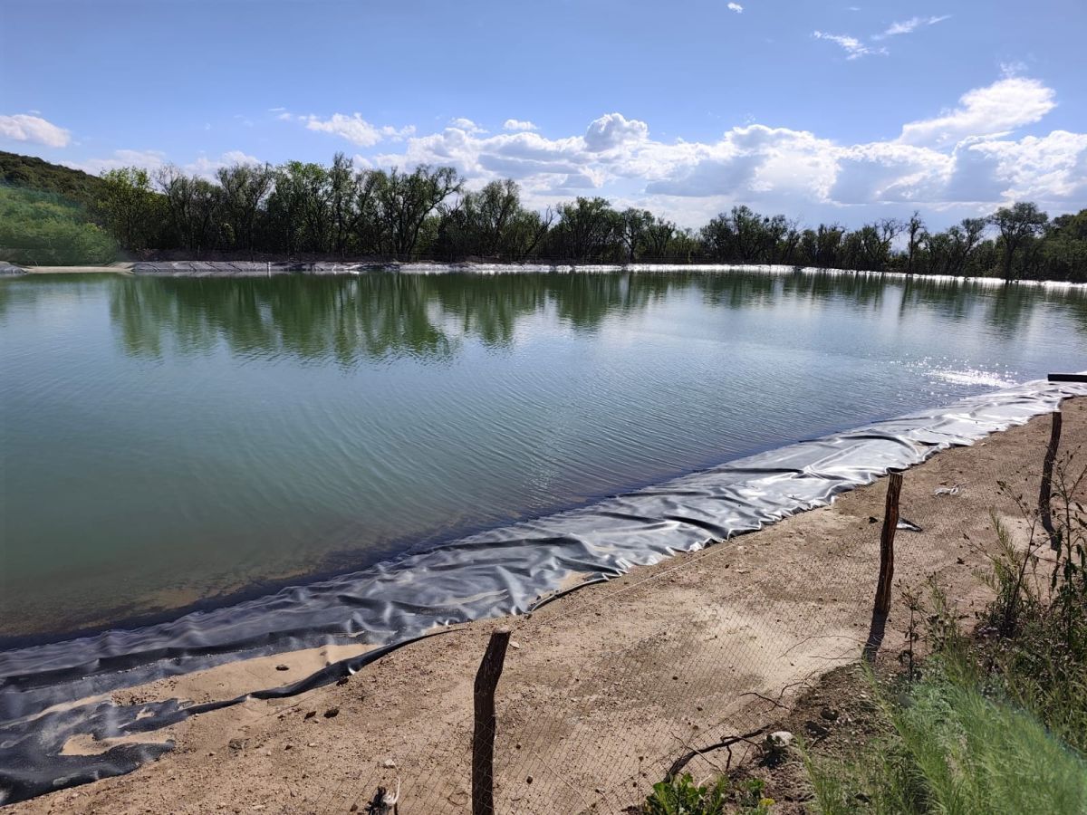 Poggi inauguró el sistema integral del Azud de Piedra Blanca