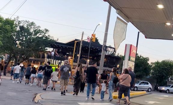 Fin de semana con alto movimiento turístico en Villa de Merlo