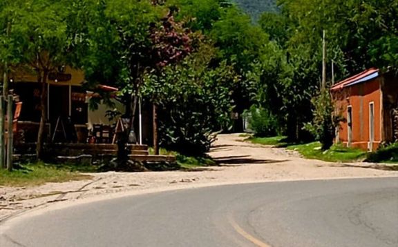 Desvalijaron una vivienda en Las Chacras y no dejaron ni las velas