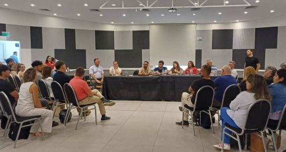 La UCR realizó una jornada política en Villa de Merlo con presencia de autoridades nacionales