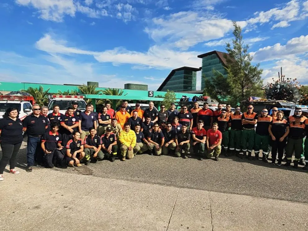 Brigadistas y bomberos voluntarios de San Luis viajaron a Chubut para combatir incendios forestales