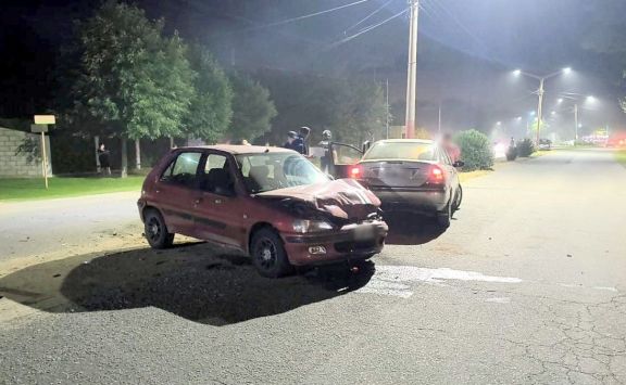 Santa Rosa del Conlara: tres heridos tras un choque entre dos autos