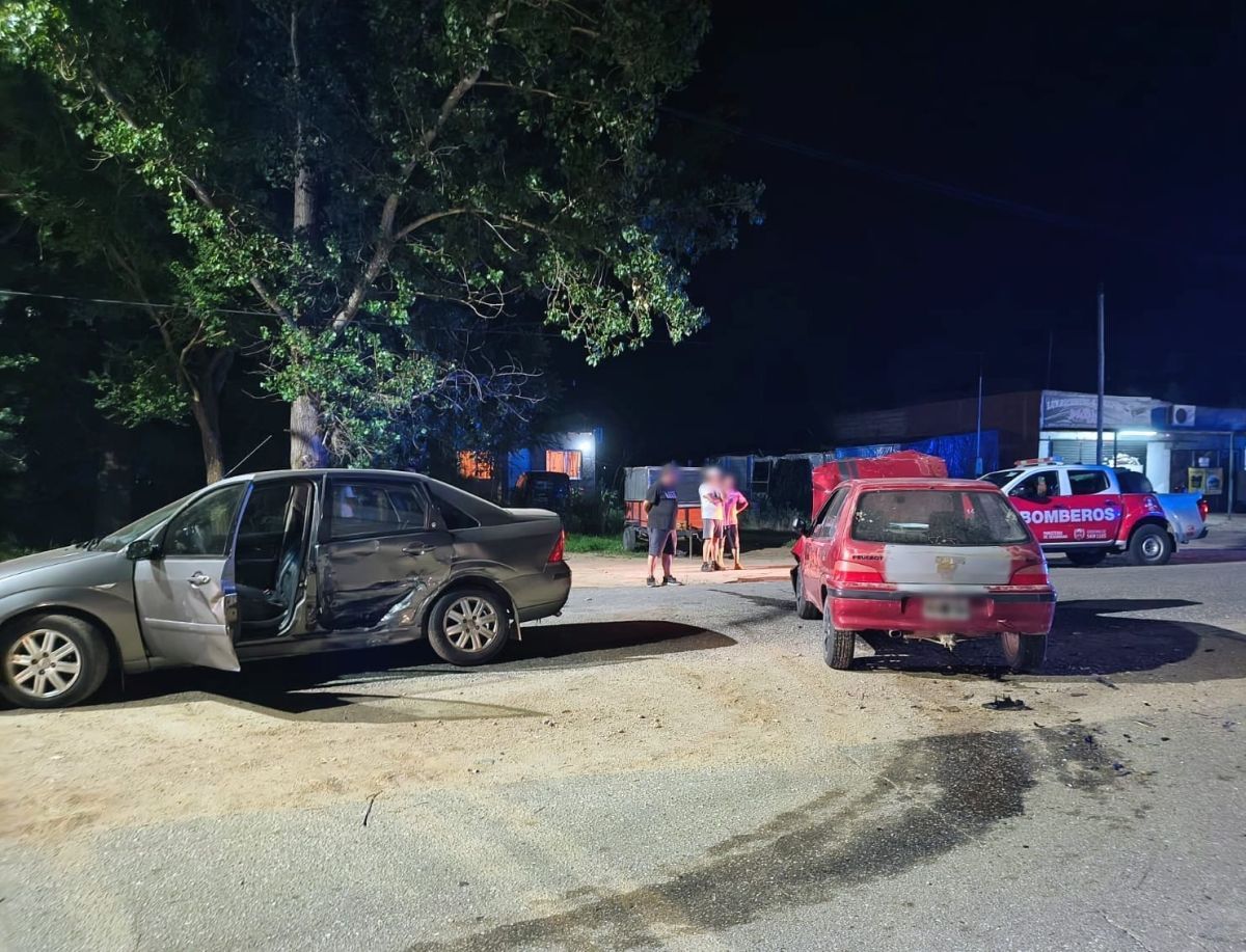 Santa Rosa del Conlara: tres heridos tras un choque entre dos autos