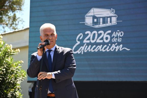 Poggi inauguró el ciclo lectivo 2026 en Anchorena y destacó el Año de la Educación en San Luis