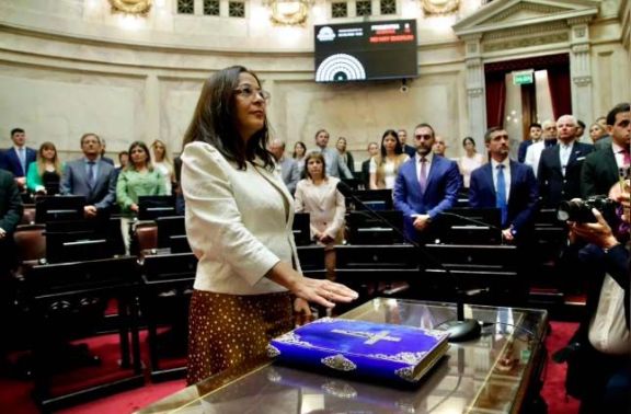 El oficialismo cede la vicepresidencia del Senado a peronistas aliados y deja afuera al kirchnerismo