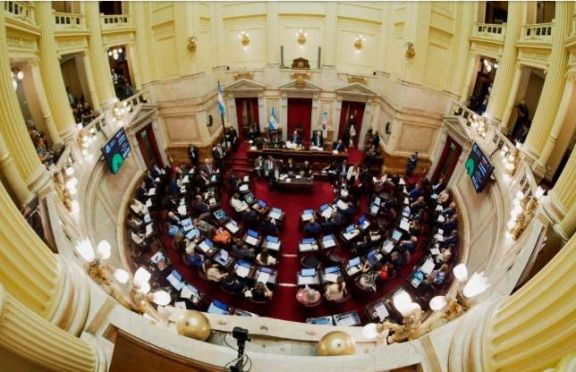 El oficialismo convirtió en ley la reforma laboral y el Gobierno de Milei celebra un nuevo hito en su gestión