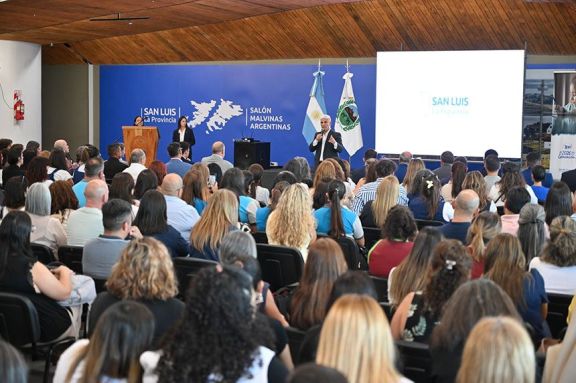 San Luis lanzó diplomatura en Inteligencia Artificial para docentes