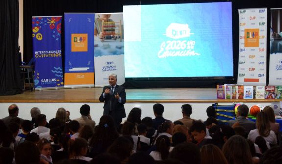 Claudio Poggi visitó el Centro Educativo N° 27 Santiago Besso
