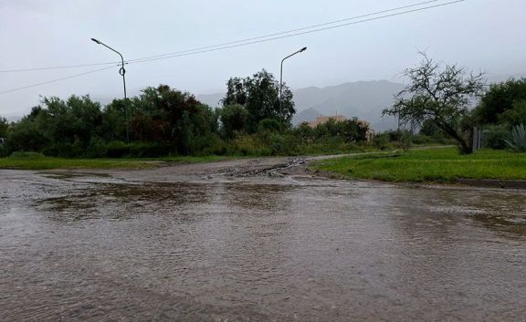 Las lluvias no dan tregua: Merlo ya superó los 40 mm