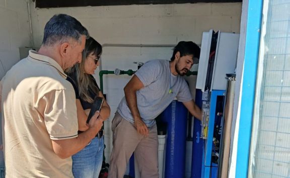 Instalaron una planta de ósmosis inversa para abastecer al paraje Las Lomitas