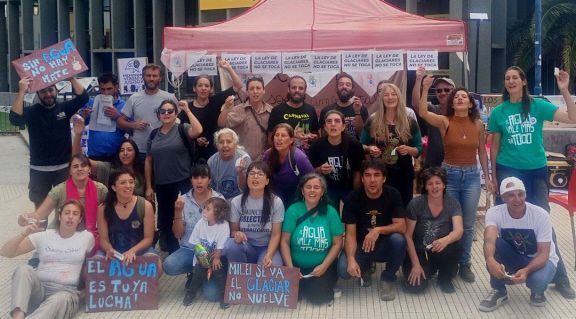 Reclamo ambiental en la capital puntana en defensa de la Ley de Glaciares