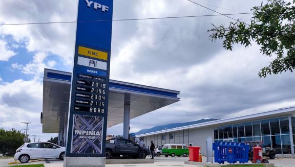 La nafta súper superó los $2.000 en San Luis