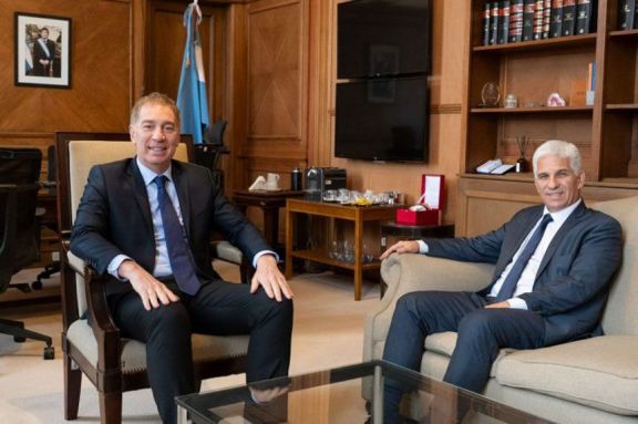 Poggi viajó a Buenos Aires y se reunió con Santilli para avanzar en gestiones con Nación