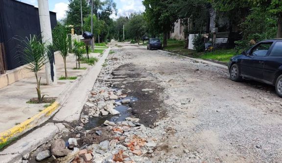 Más relato que gestión: crece la crítica al modelo municipal en Merlo