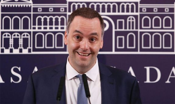 Encuesta: crece la imagen negativa del Gobierno y Adorni queda peor posicionado que Cristina Kirchner