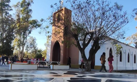 La Lomita vuelve a convertirse en epicentro de la fe con la Fiesta de Santa Rita de Casia