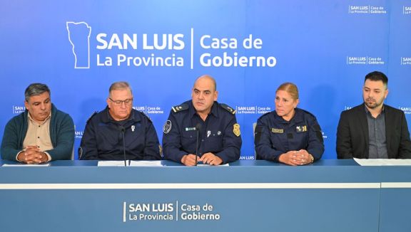 Operativo de seguridad, salud y transporte por las festividades en Villa de la Quebrada y Renca