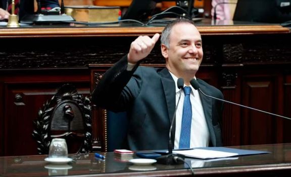 Adorni negó acusaciones en Diputados y afirmó que demostrará su inocencia en la Justicia