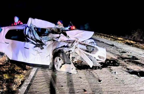 Un hombre resultó herido tras chocar contra un camión en la Autopista 55