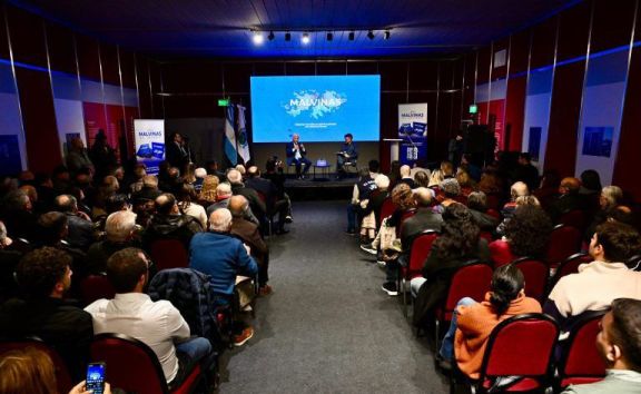 Presentaron ‘Malvinas, El Legado’ en la Feria Internacional del Libro