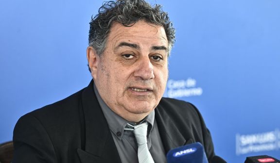 Cambios en Ambiente: Cattaneo deja nuevamente el cargo y el municipio reorganiza el gabinete