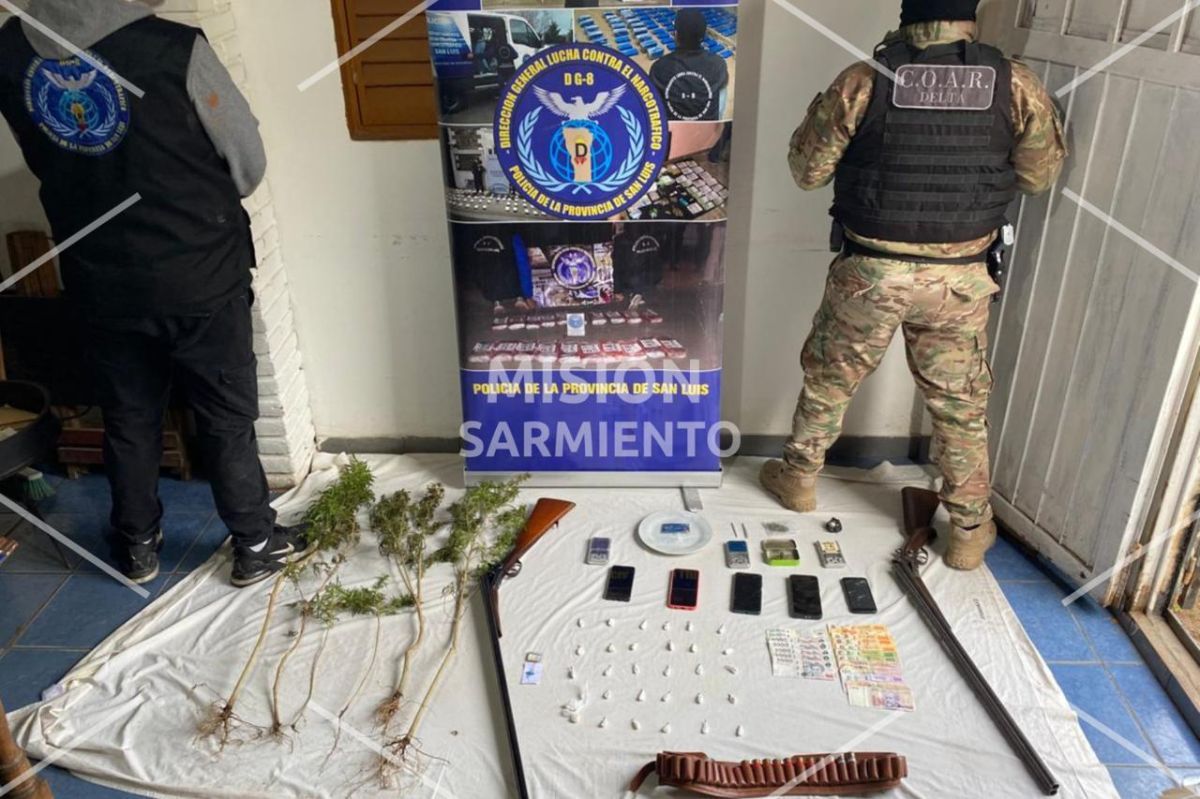 Desbaratan cinco puntos de venta de droga tras múltiples allanamientos en Merlo y Santa Rosa