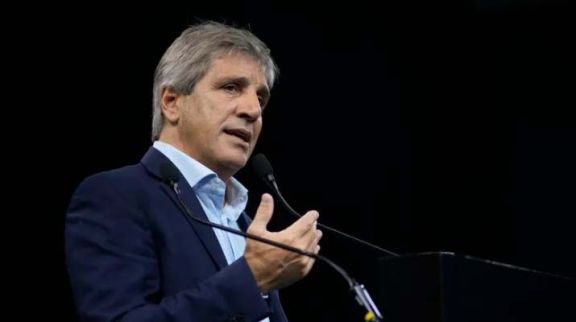 Caputo: “Kicillof no va a ser presidente” y aseguró que la economía dejó atrás su peor momento