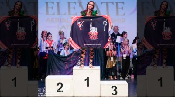 Delfina Goymil se subió al podio en un campeonato internacional de acrobacia aérea