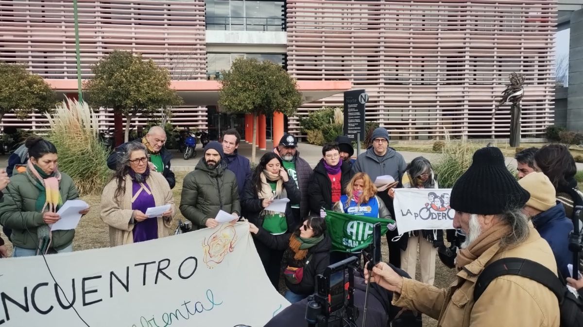 Organizaciones sociales, ambientales y gremiales se plantan contra el RIPEE y cuestionan el rumbo económico de Poggi