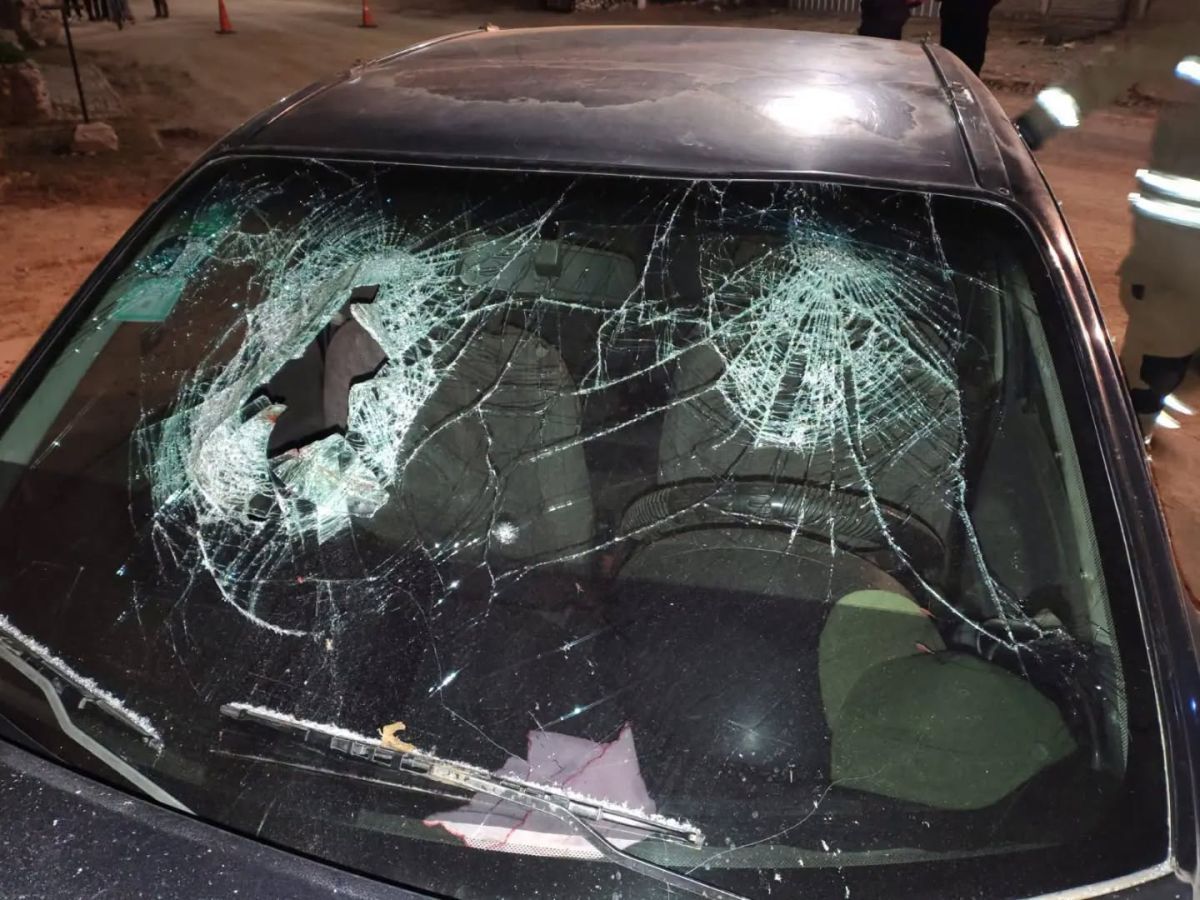 Cuatro personas resultaron heridas tras un fuerte choque contra un árbol en Tilisarao