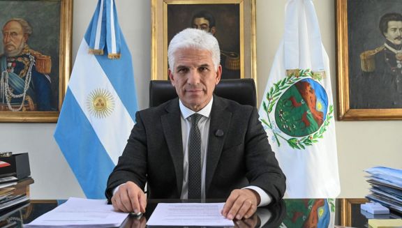 El Gobernador anunció un aumento del 20% en los sueldos de la administración pública