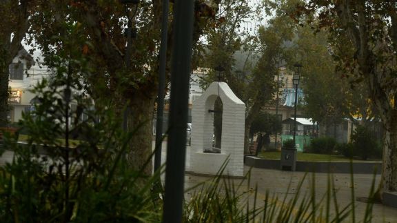 Radiografía del turismo en Merlo: reservas en caída y expectativas por el piso