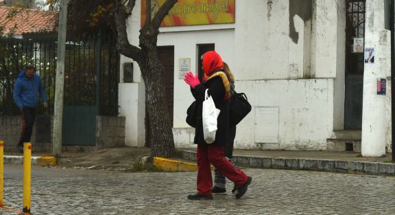 Del calor primaveral a las heladas: la REM anticipa un cambio de tiempo desde este miércoles