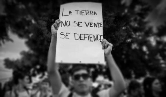 Villa de Merlo se moviliza mientras el Senado debate la reforma sobre propiedad privada