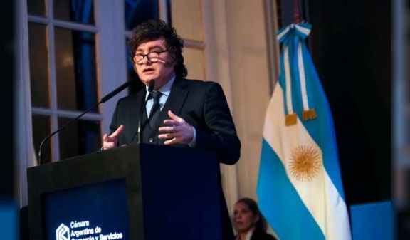 Milei: “Mi mandato es bajar la inflación y hacer crecer la economía y lo voy a cumplir”