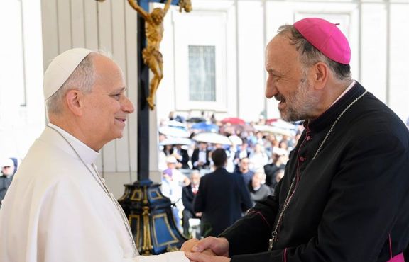 El obispo de San Luis se reunió con el papa León XIV en el Vaticano