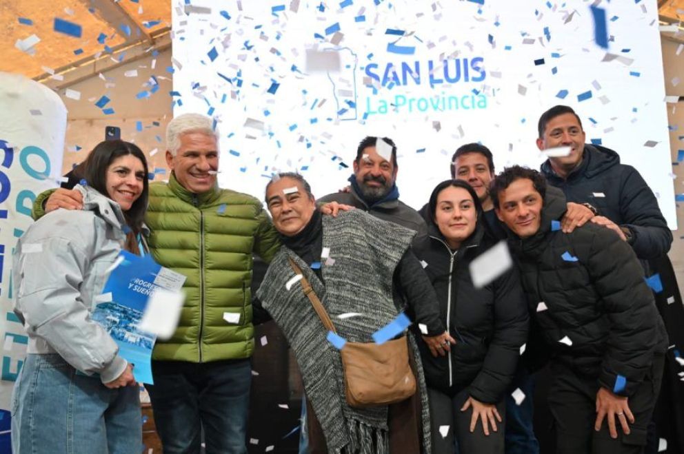 34 familias recibieron sus viviendas en Carpintería, Concarán y Tilisarao