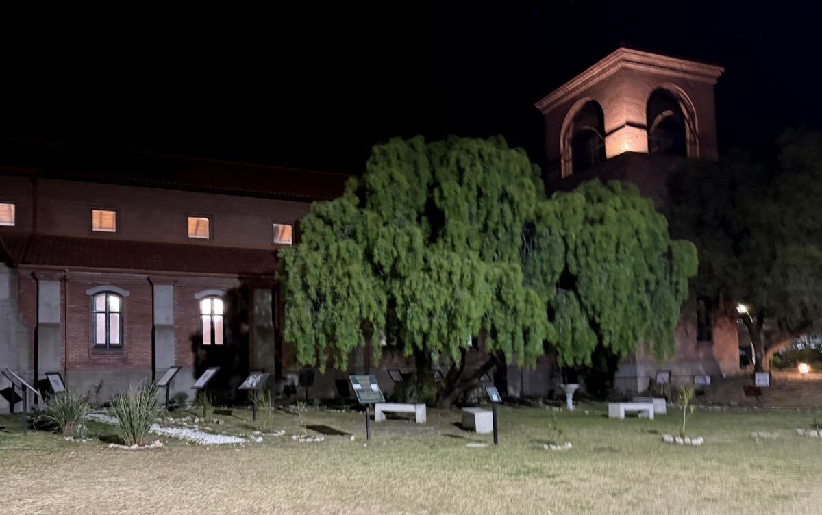 Instalaron cámaras e iluminación para reforzar la seguridad de la Parroquia de Merlo